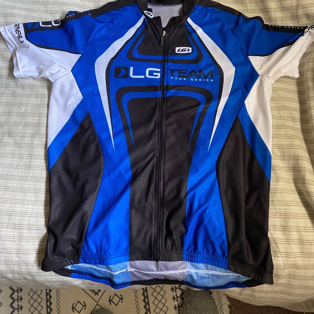 Cycling jersey shirt